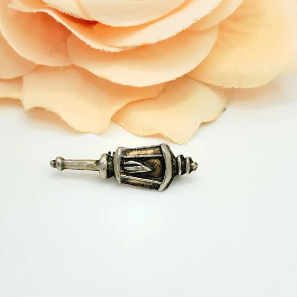 5/$25 Vintage two tone torch lamp brooch pin